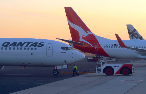 Qantas splurges on dividends as strong travel demand boosts profit, shares jump