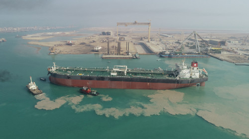 Analysis-Trump tariffs on Venezuela crude buyers are a potent new tool of US pressure