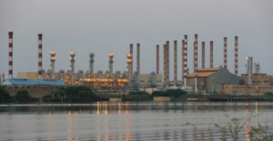 Analysis-OPEC+ would struggle to cover major Iranian oil supply disruption