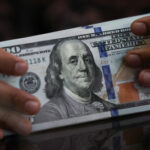Dollar cedes ground to euro, Swiss franc shines in global reserves, IMF data shows